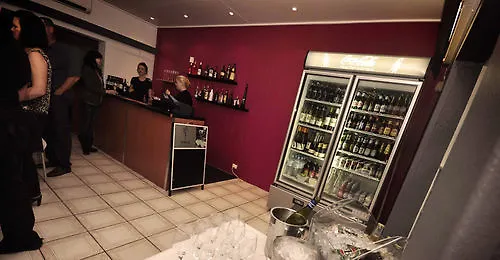 *** Hotel Gladstone Cbd Motel Australia